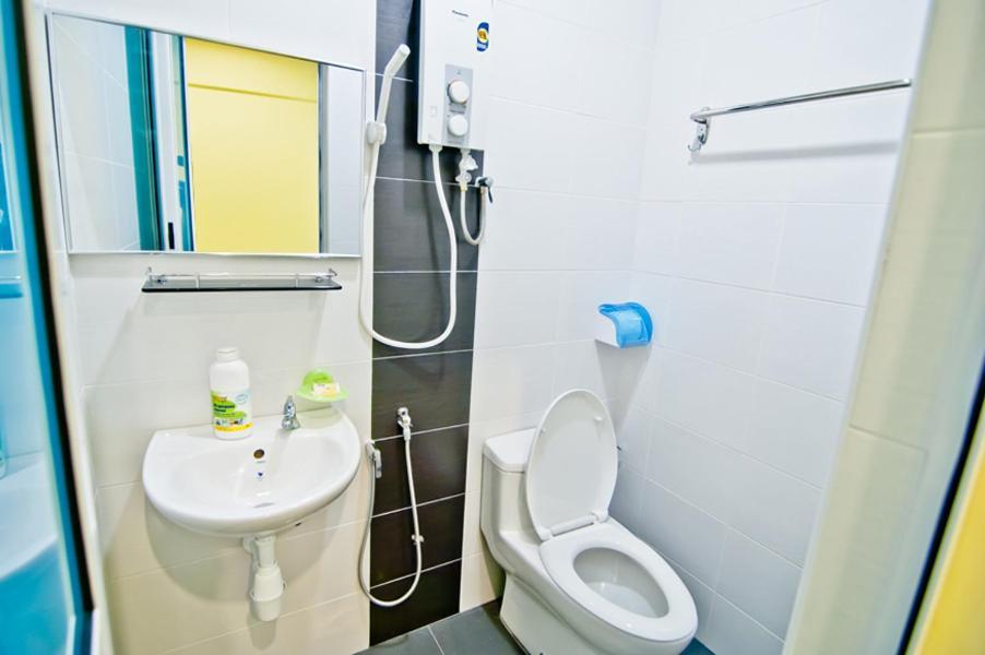 My Jonker Homes Malacca Esterno foto